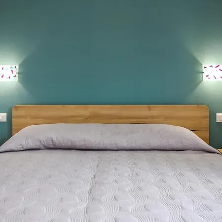 1 Bedroom Cozy In Siracusa Apartment